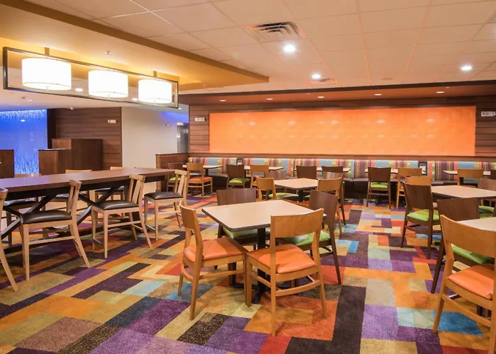 Fairfield Inn & Suites By Marriott Fort Wayne Southwest